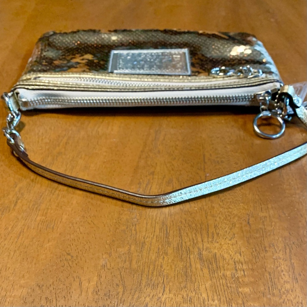 Coach Poppy Gold Sequin Wristlet / small shoulder bag, leopard lining - Picture 6 of 10